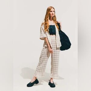 A Bronze Age party pants in linen grid